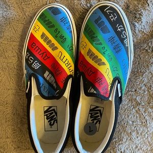 Size 7, mens vans, limited style